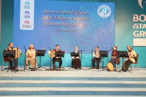 Kamyar Houbakht, Seda Seyrek Houbakht, Emre Başaran, Gülten Urallı, Fatih Oral, Derya Çınar Oral, Hatice Gülbahar Hepsev. Tarz-ı Vefa Kervanı, Borsa İstanbul Grubu Şehit Yakını ve Gaziler İftar Yemeği Konseri. 17 Mayıs 2019.