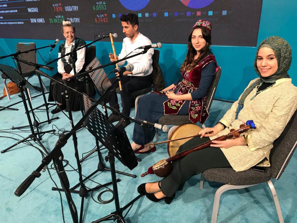 Gülten Urallı, Fatih Oral, Derya Çınar Oral, Hatice Gülbahar Hepsev. Tarz-ı Vefa Kervanı, Borsa İstanbul Grubu Şehit Yakını ve Gaziler İftar Yemeği Konseri. 17 Mayıs 2019.